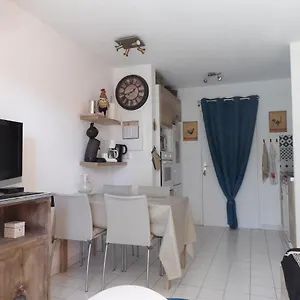appartement-t2-dans-rsidence-avec-piscine-et-tennis.fr-provencehotel.com/