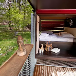 Les Tanières Du Zoosafari De Thoiry Lodge